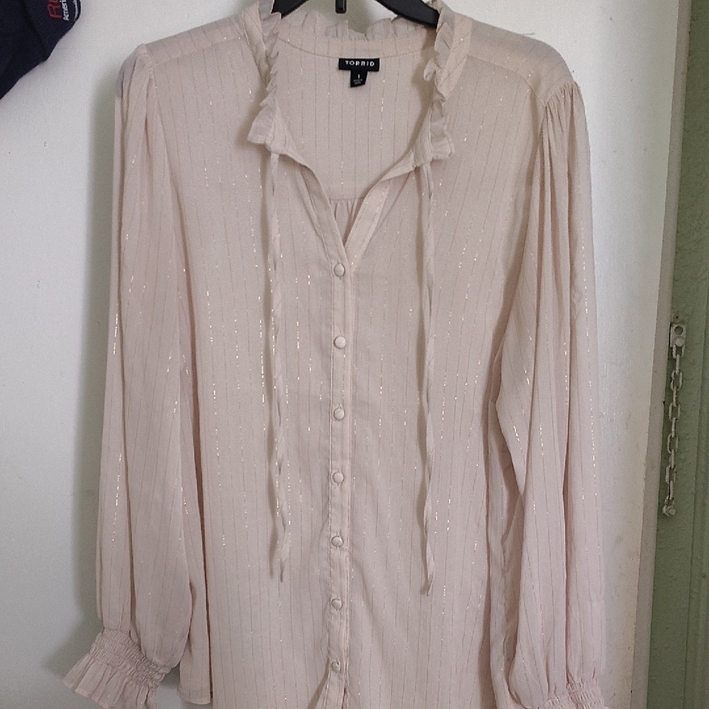 Torrid Cream Blouse with Ruffle Details - Picture 3 of 6